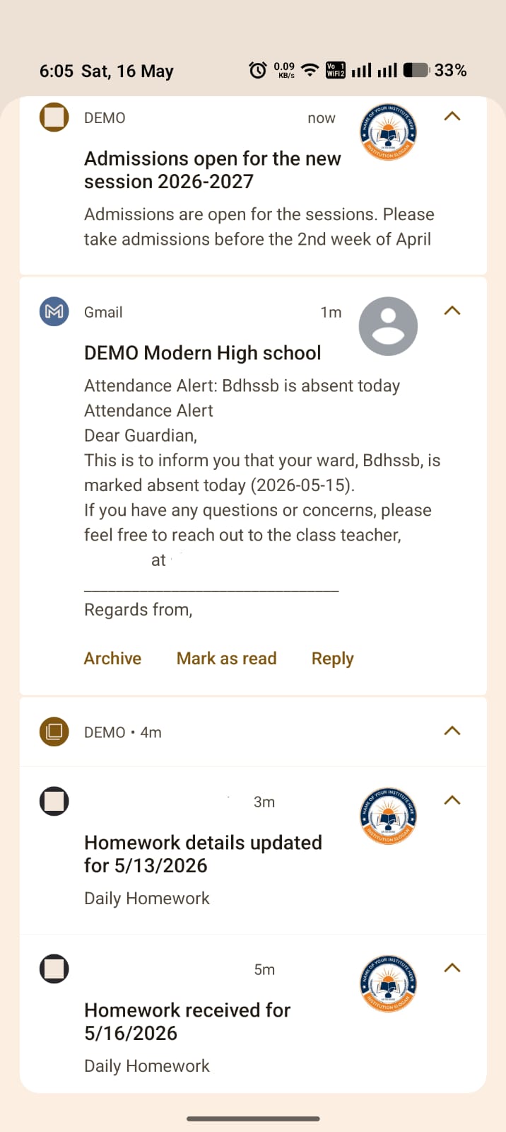 Android notification screen showing real-time school notifications